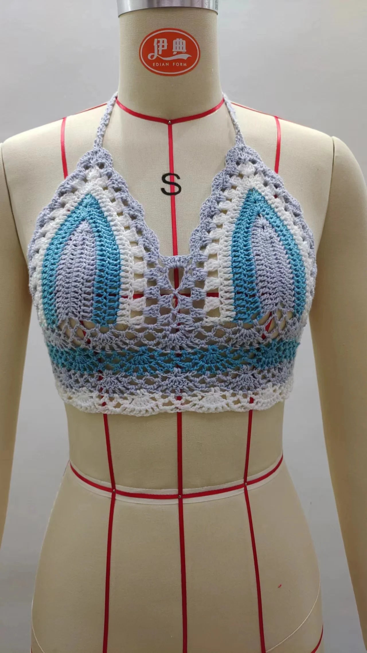 Crochet Bikini TopNew Triangle Black Bikini Top Woman Hollow Out Swimsuit Sexy Swimming Bra Large Female Swimwear S M L XL