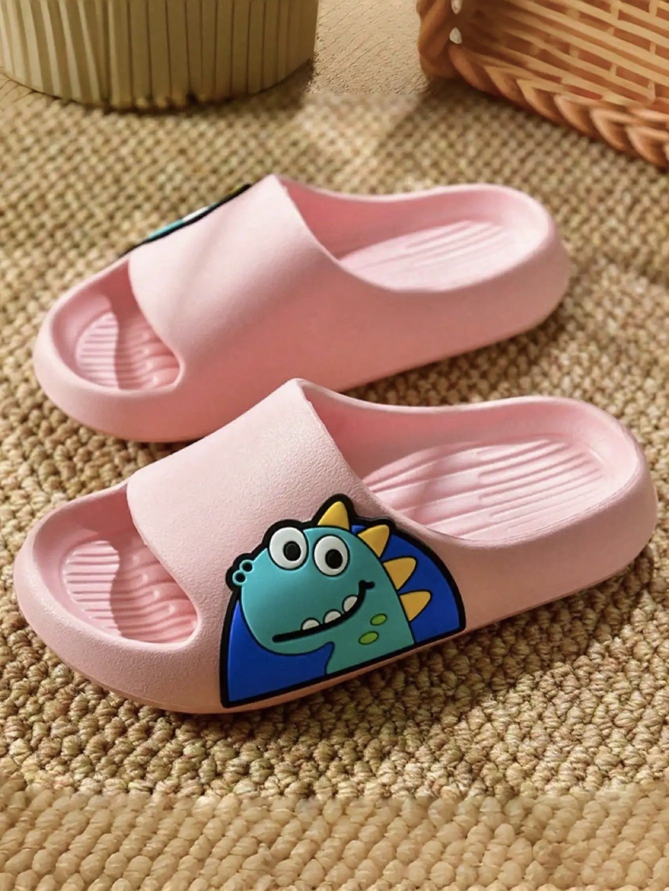 Non-slip soft sole cartoon cute dinosaur sandals for boys/girls bathing at home