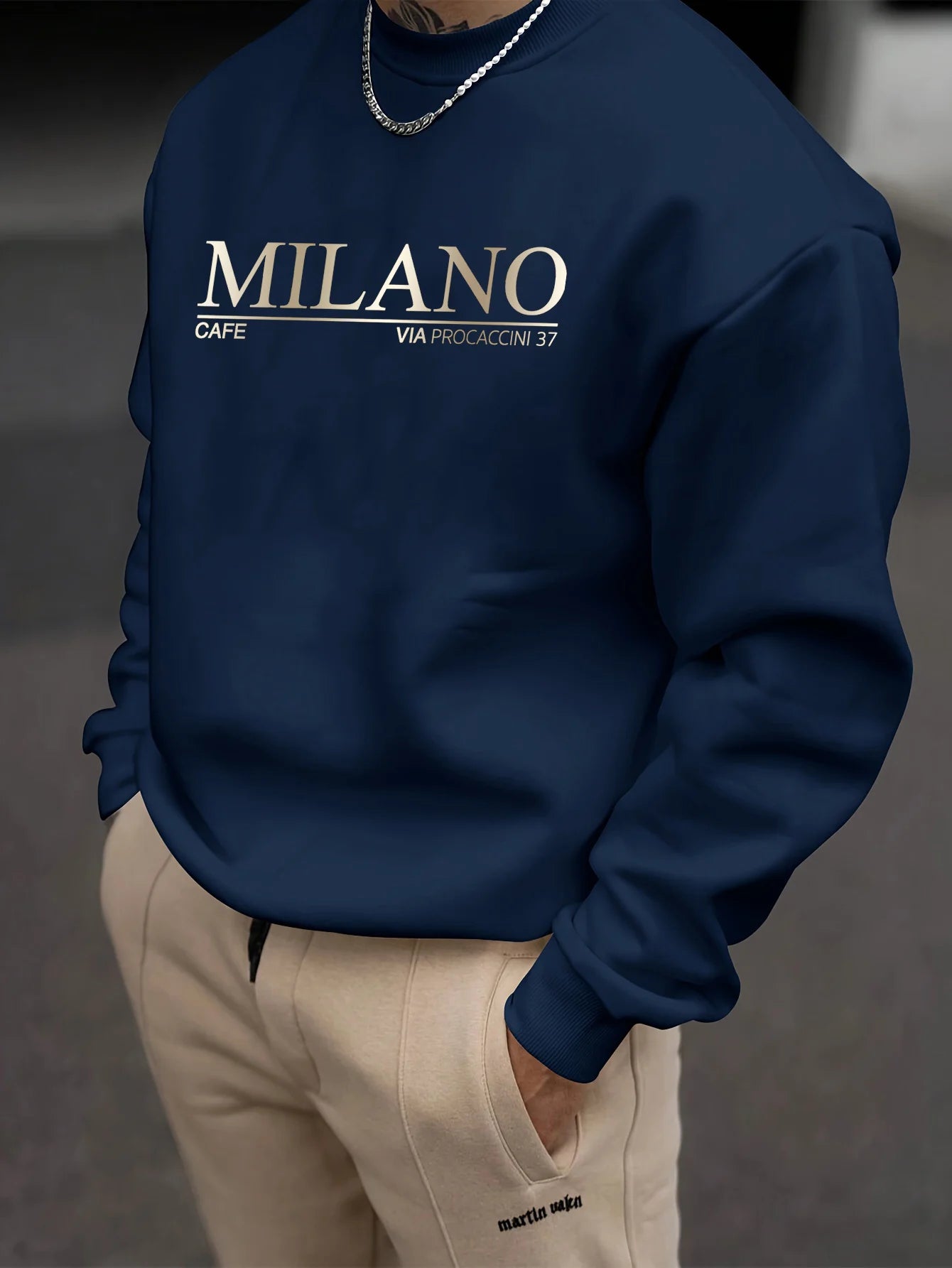 Men's autumn and winter casual loose and fashionable MILANO pattern printed long sleeved round neck sweatshirt versatile